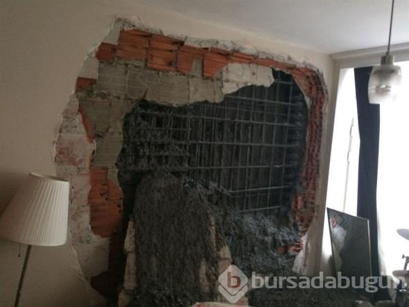 Ünlü oyuncunun evi yıkıldı