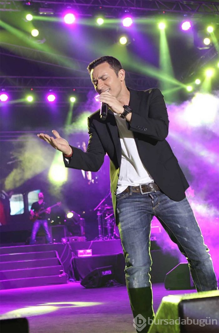 Mustafa Sandal: Üzülmeyin, biz çok mutluyuz