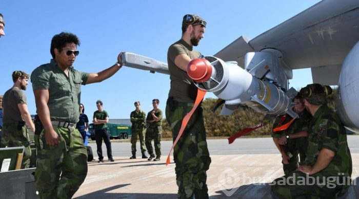 İsveç'te orman yangınına bombalı müdahale