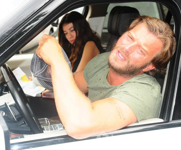 Kıvanç kesenin ağzını açtı! Yeni otomobiline servet ödedi
