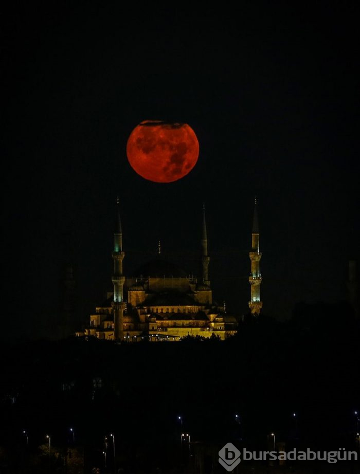 İstanbul'da dolunay