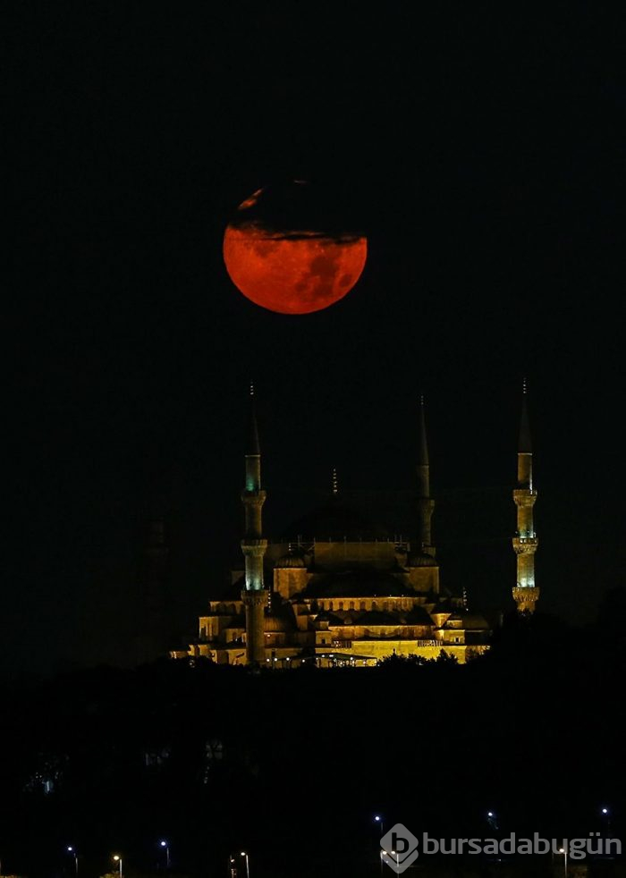 İstanbul'da dolunay