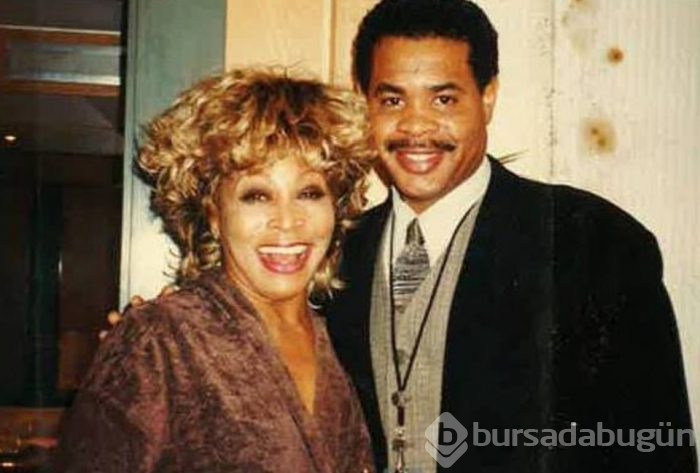 Tina Turner intihar eden oğlunun küllerini denize attı