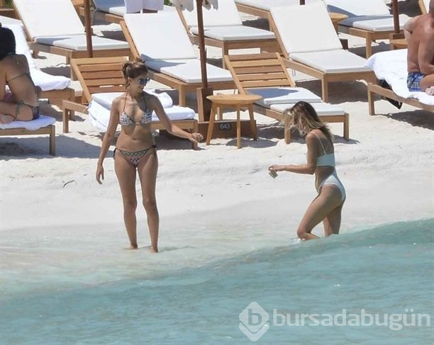 Ünlüler sahilde böyle yakalandı! İnstagram'da ünlülerin sahil paylaşımları...