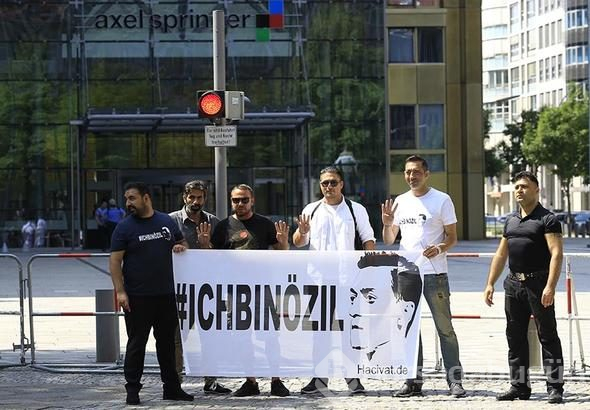 Hepimiz Mesut Özil'iz...
