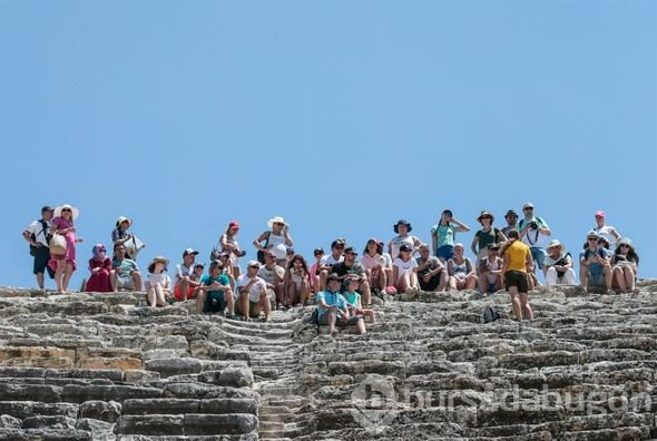 Pamukkale'deki "cehennem kapısı" ziyarete açılıyor
