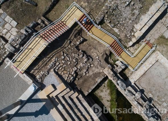 Pamukkale'deki "cehennem kapısı" ziyarete açılıyor
