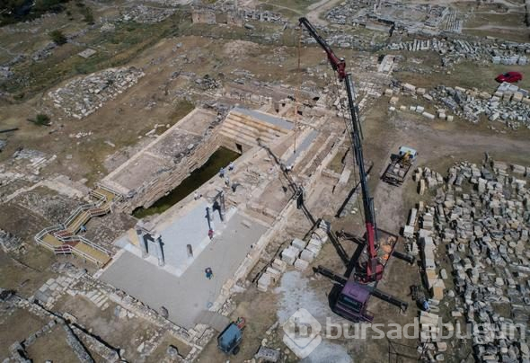Pamukkale'deki "cehennem kapısı" ziyarete açılıyor
