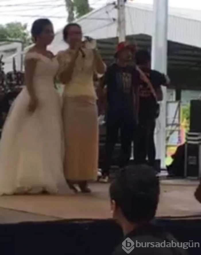 Damat düğünden kaçtı! Gelin sahneye çıkıp...

