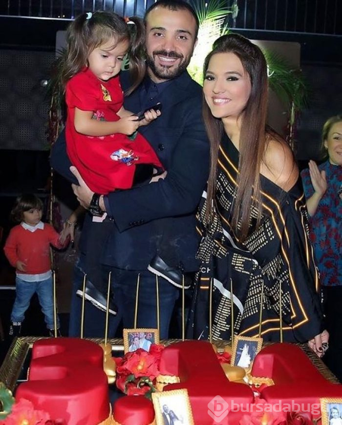Giyim tarzını eleştirenlere ateş püskürdü
