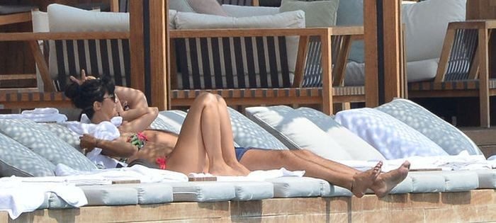Tuba Büyüküstün sevgilisi Umut Evirgen'le tatilde