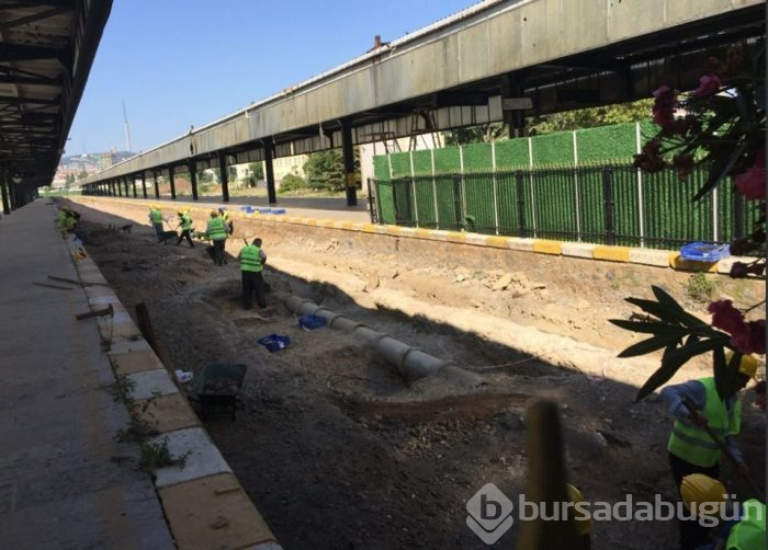 Haydarpaşa'da rayların altından tarih çıktı