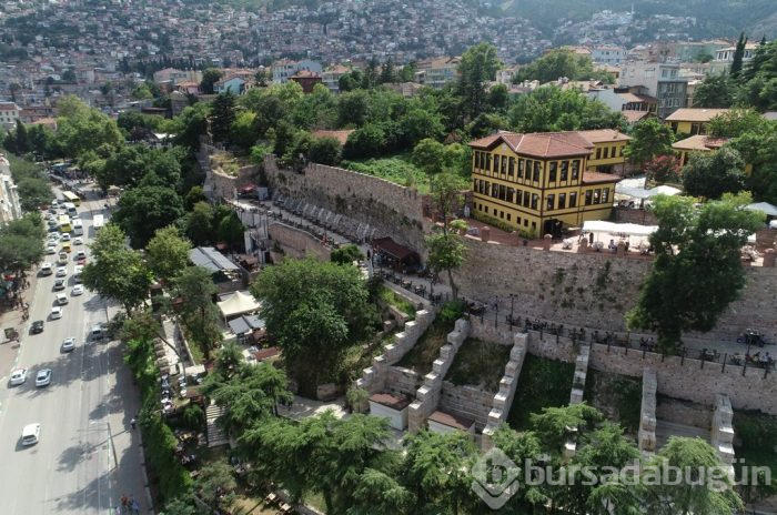 Bursa'da bahçesindeki sümbüllerin adını taşıyan asırlık konak	