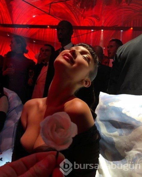 Bella Hadid ile The Weeknd ilişkisine Yolanda Hadid onayı
