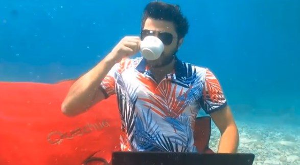 Söz'ün Fethi'si Burak Sevinç'ten deniz altında kamp