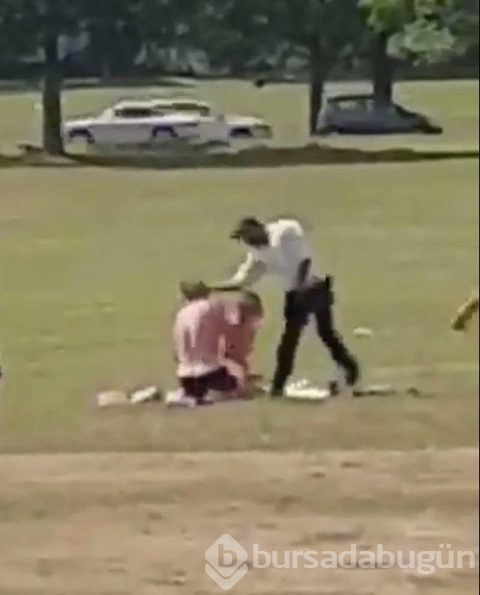 Parkta ilişkiye girdiler!
