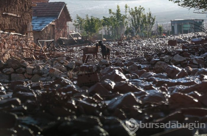 Elmalı ilçesi çamura battı!