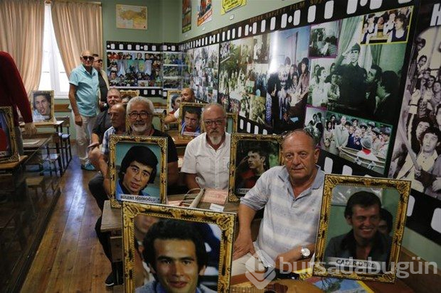 'Hababam Sınıfı' oyuncuları 43 yıl sonra bir araya geldi