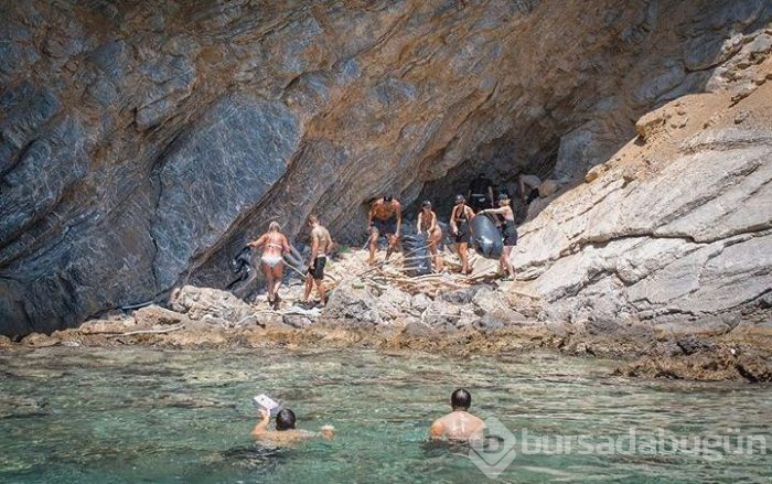 Lewis Hamilton, Jeremy Meeks ve Chloe Green'den Ege'de çevre temizliği