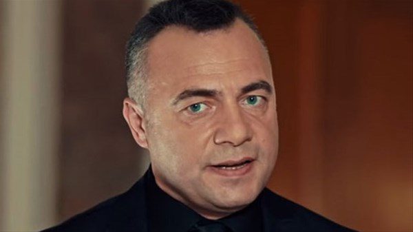 Ünlülerin gerçek yaşları 