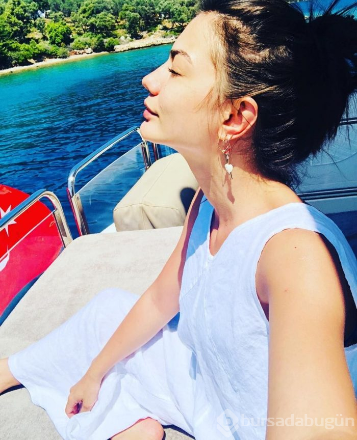 Erkenci Kuş'un Sanem'i Demet Özdemir'in doğal halleri