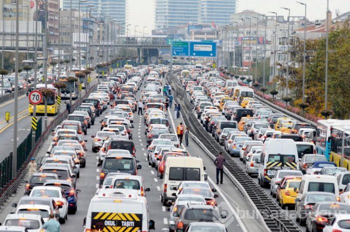 Tatile gidecekler dikkat! Bayram trafiği ne zaman başlar? Bayram trafiğinden kurtulmak için ipuçları