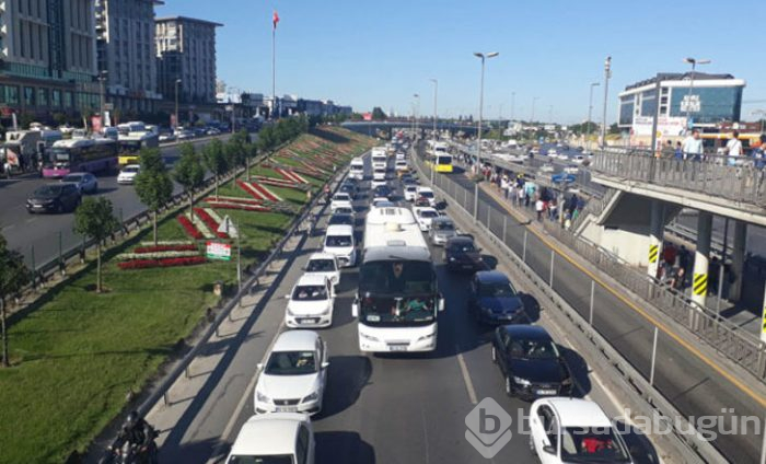 Tatile gidecekler dikkat! Bayram trafiği ne zaman başlar? Bayram trafiğinden kurtulmak için ipuçları