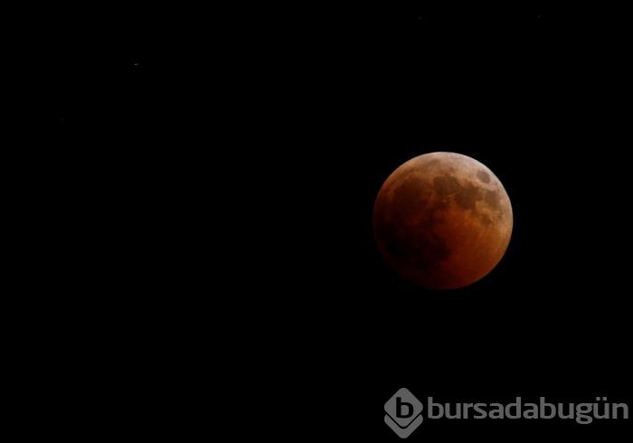 Yüzyılın en uzun Kanlı Ay Tutulması'nı uzaydan fotoğrafladı