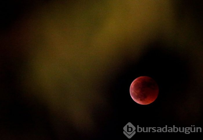 Yüzyılın en uzun Kanlı Ay Tutulması'nı uzaydan fotoğrafladı