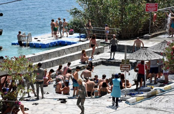 Muğla'daki 2 bin yıllık şifa kaynağı: Sultaniye Kaplıcaları ve çamur banyoları