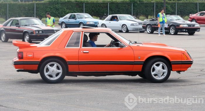 10 milyonuncu Ford Mustang banttan indi
