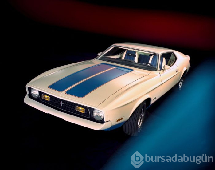 10 milyonuncu Ford Mustang banttan indi