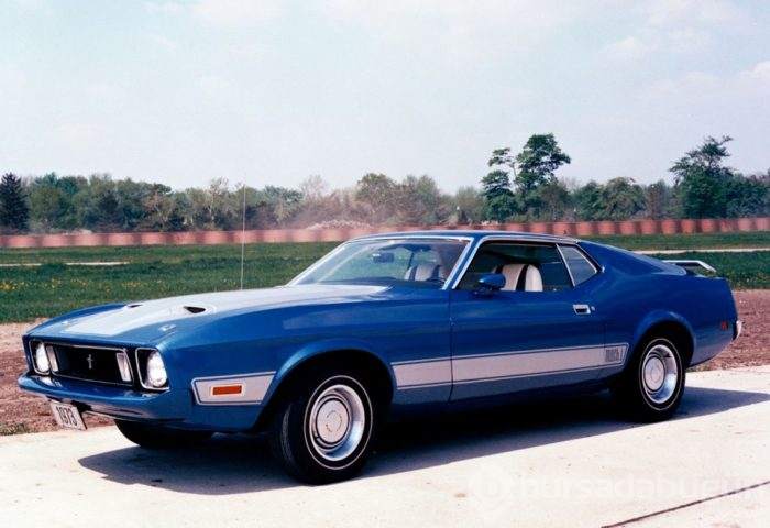 10 milyonuncu Ford Mustang banttan indi