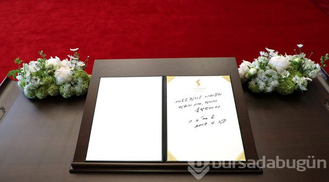 Kim sınırı geçti, iki kore lideri