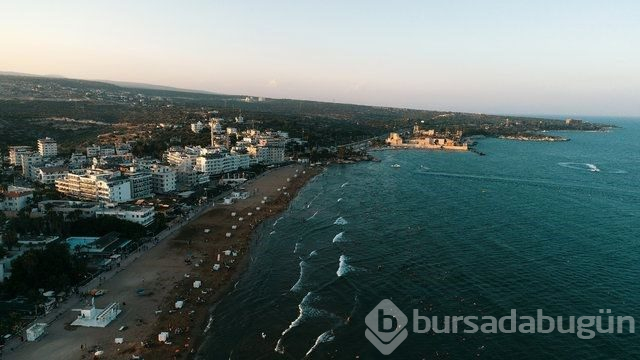 Mersin'de denizin ortasında 2400 yıllık Kızkalesi'nde tarih ve doğayla iç içe tatil