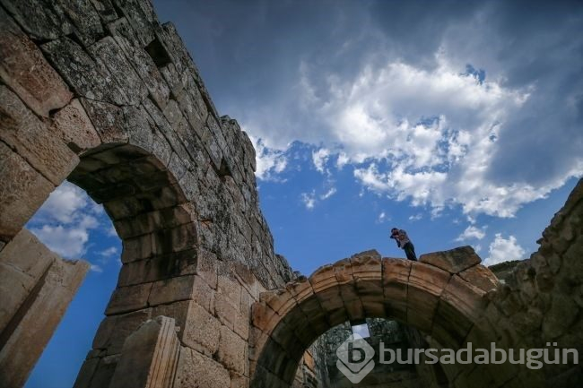 Burdur'da iki bin yıllık 'Medusa' ziyaretçilerini bekliyor