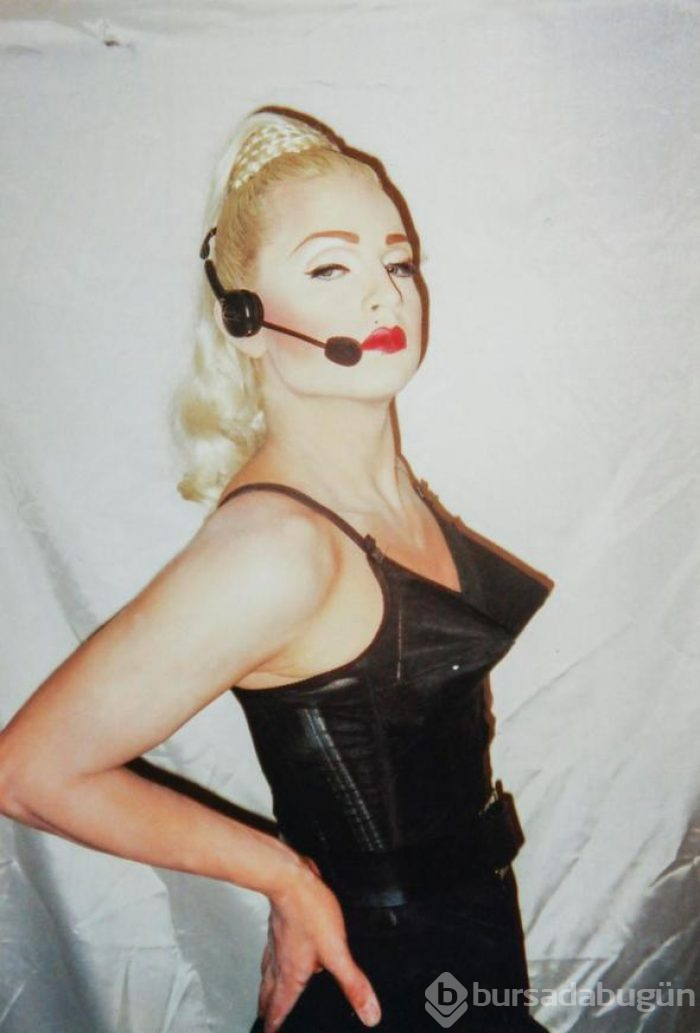 Madonna'ya benzemek için bir servet harcadı! şimdi tanınmıyor
