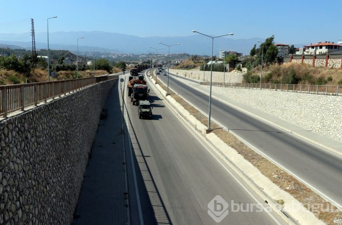 Suriye sınırına askeri sevkiyat ulaştı