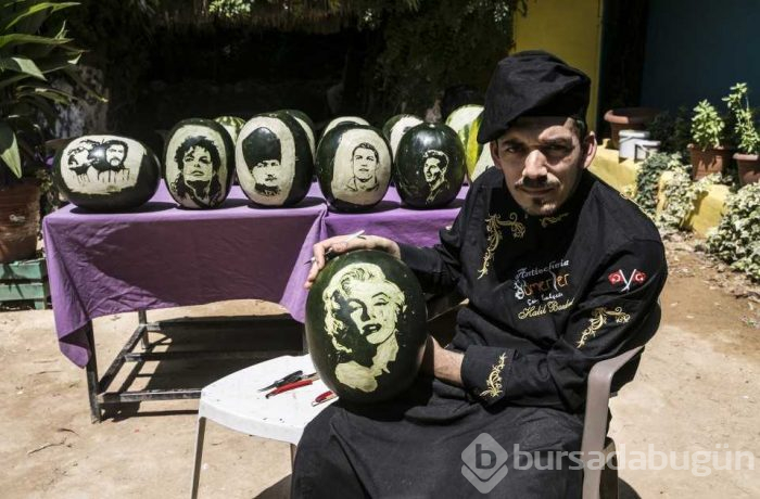 Dünyaca ünlü simaları karpuza işledi