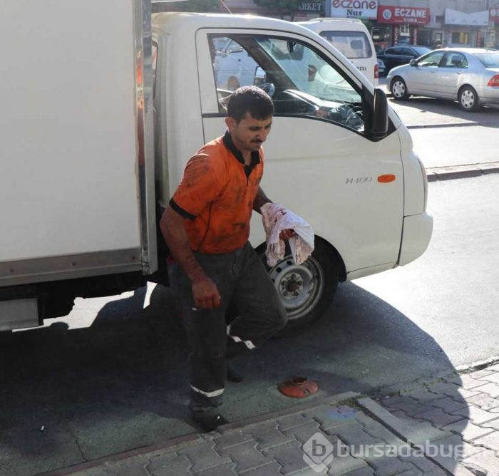 Acemi kasaplar hastanelik oldu