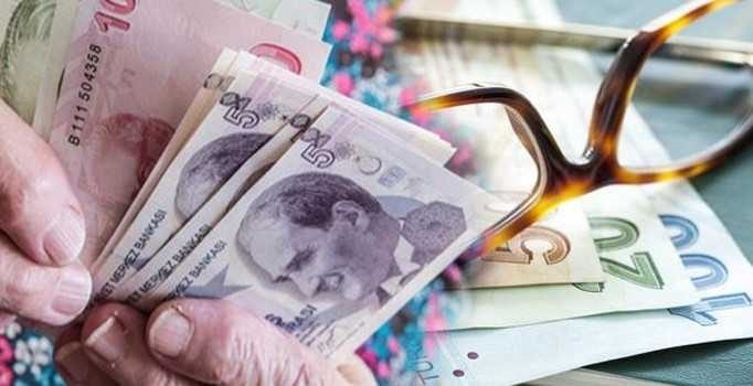 Emekliye 356 lira zam geliyor