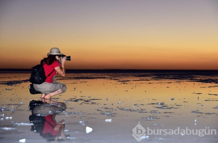 Flamingo cenneti Tuz Gölü'ne turist akını
