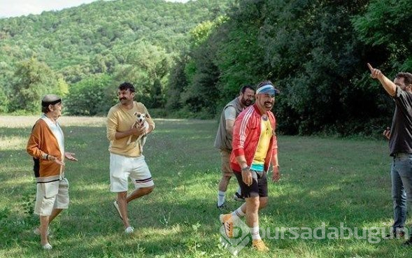 Defne Samyeli ve kızı Deren Talu Cem Yılmaz'ın Karakomik Filmler kadrosuna katıldı