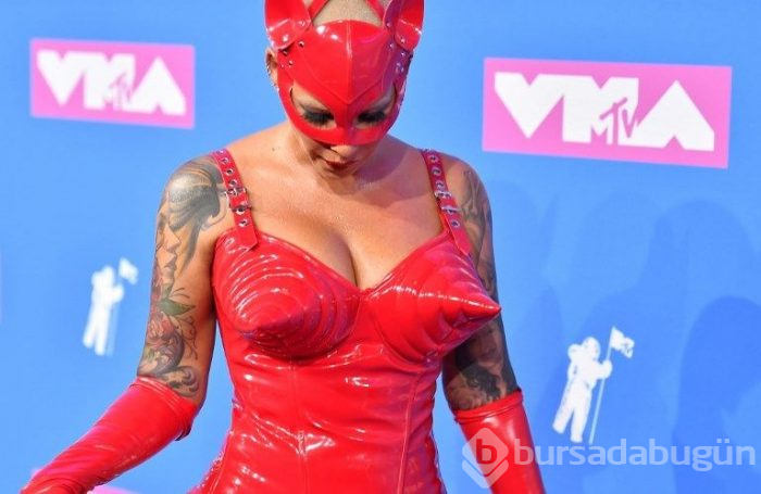 MTV 2018 Video Müzik Ödülleri'nde kırmızı halı şıklığı