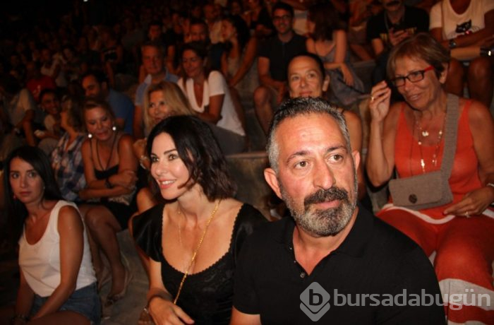 Cem Yılmaz iddialara yanıt verdi