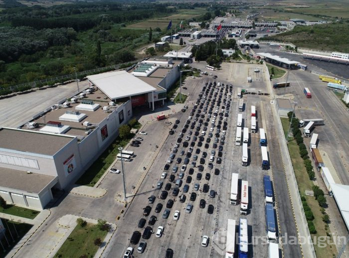 Sınır kapılarında dönüş kuyruğu