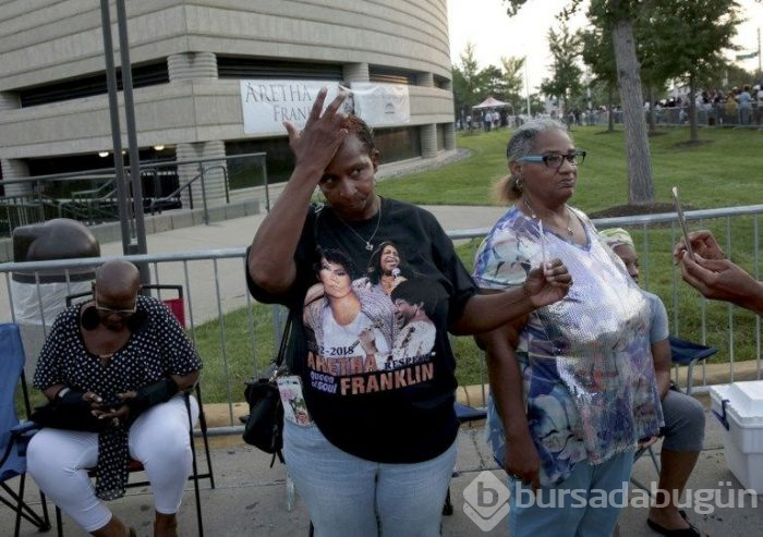 Aretha Franklin son yolculuğuna uğurlanıyor (Naaşı ziyarete açıldı)