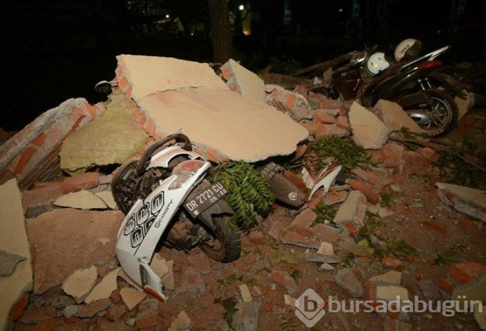 Endonezya'daki depremde ölü sayısı artıyor: En az 140 ölü