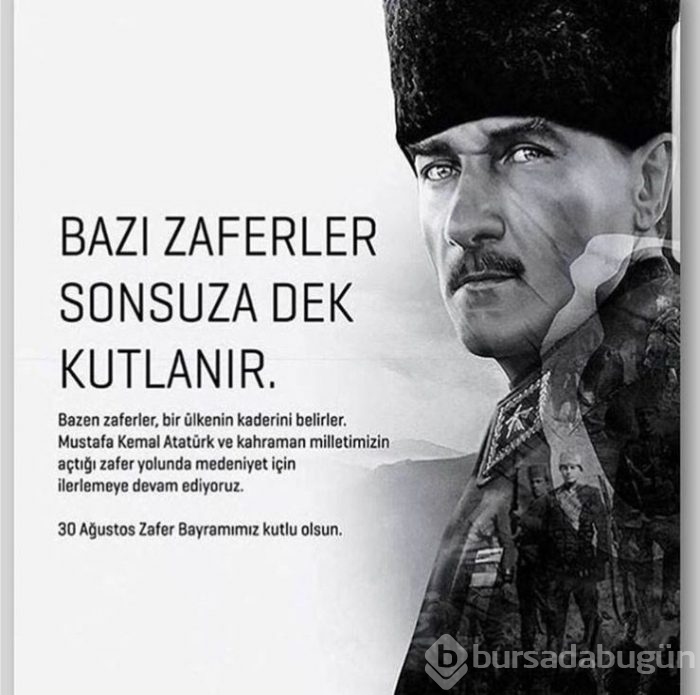 Ünlülerden 30 Ağustos Zafer Bayramı paylaşımları