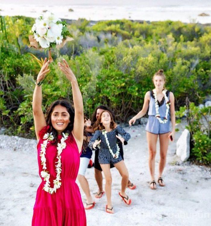 Salma Hayek'e nikah sürprizi